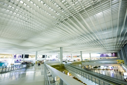 Hall principal del Aeropuerto Internacional de Hong Kong.