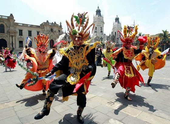 fiesta-de-la-candelaria-peru