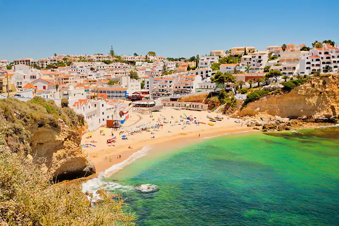 El Algarve - uno de los destinos más selectos para visitar en Portugal.