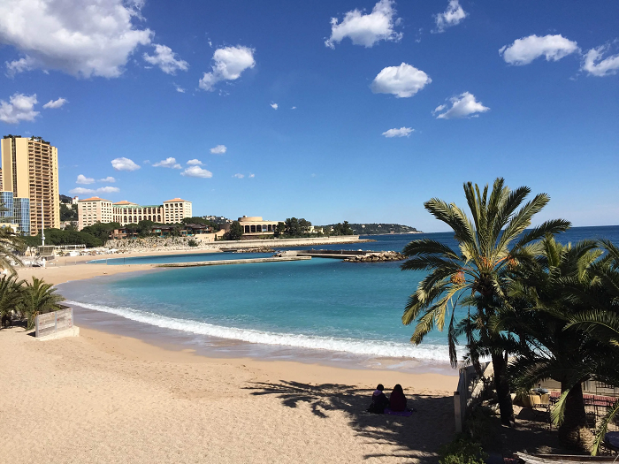 Playa de Larvotto, atracción unica en Mónaco 